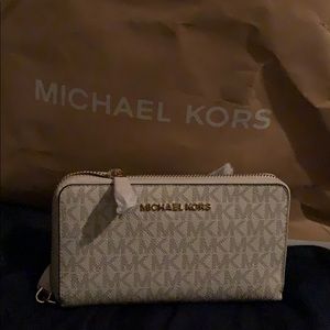 MK wallet